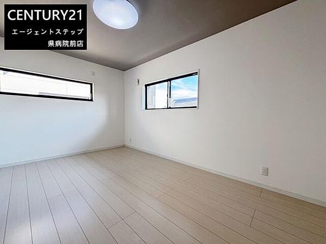 室内 宮崎市佐土原町下田島