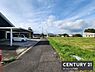 その他：前面道路が広々としており車の出入りもスムーズに行えます。周囲に視界を遮るものが少なく開放的な印象です。落ち着いた住宅街のなかにあり現地の状況が一目で確認できます。空の広さを感じられるロケーションです。