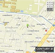 現地案内図には周辺の目印や主要施設が明示されており物件の位置が分かりやすいです。近隣の道路や交通アクセスの情報も記載されています。現地環境を事前に把握しやすい内容となっています。
