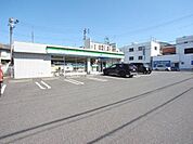 ファミリーマート千種春岡二丁目店まで586m