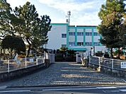 名古屋市立大高小学校まで1053m