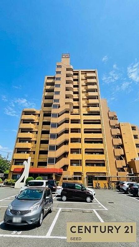 ラ・キャッスル21笠寺・鉄骨鉄筋コンクリート造陸屋根13階建・本物件は4階部分になります。ご内覧等のご連絡はセンチュリー21SEED寺島まで!