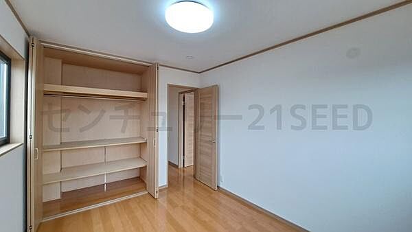 洋室を拡大表示