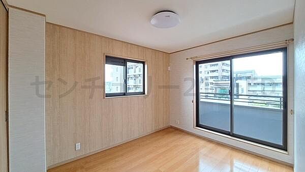 洋室を拡大表示