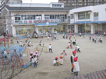 安城市立安城幼稚園まで390m