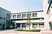 岡崎市立福岡中学校まで741m