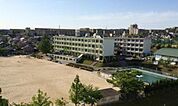春日井市立岩成台西小学校まで750m