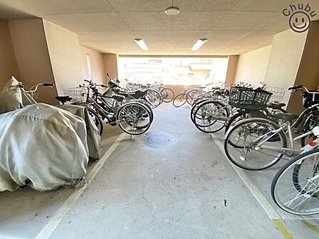 駐輪場、バイク置場