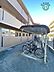 その他：屋根付きの自転車置場
