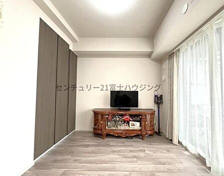 掲載中の家具等は販売価格に含まれません。
