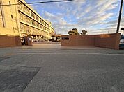 姫路市立飾磨東中学校まで1029m