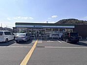 ファミリーマート姫路朝日谷店まで1117m