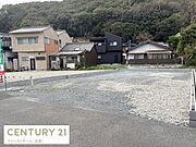 建築中の様子が確認できる物件です。