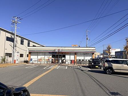 セブンイレブン姫路津田構店まで267m