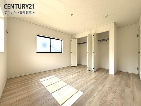洋室を拡大表示