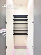 シューズボックス