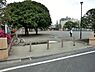 周辺：中央1号公園まで642m