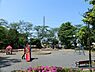 周辺：しらゆり公園まで617m