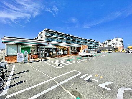 セブンイレブン茅ヶ崎サザンビーチ店まで499m