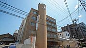 医療法人財団足立病院まで853m