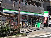ファミリーマート河原町竹屋町店まで212m