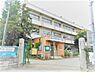 周辺：上尾市立上尾小学校まで600m、低学年のお子様でも無理なく通える距離で、親御さんも安心です。