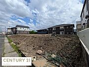 建築条件なし！全5区画子育て環境も良好。スーパーも徒歩圏内で生活至便です。