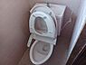 トイレ：1F温水洗浄便座付きのトイレです！