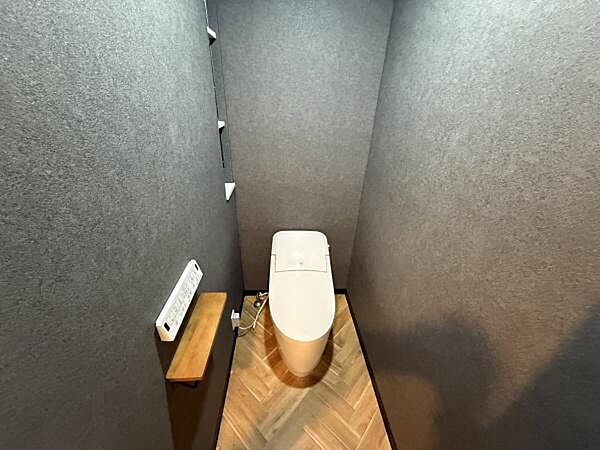 トイレを拡大表示