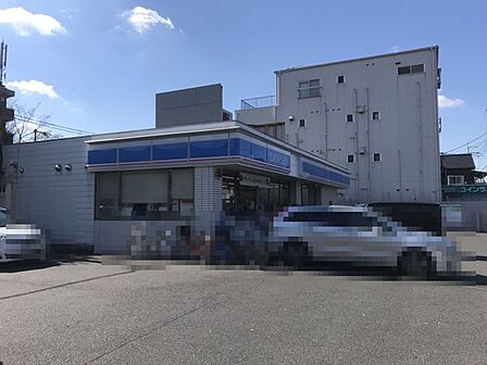 ローソン堺昭和通四丁店まで890m