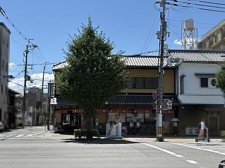 フレスコ堀川店まで414m