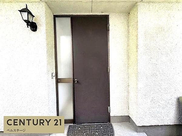 玄関を拡大表示