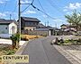 その他：お車を3台以上駐車できる敷地へのアプローチもスムーズに行えるため、来客時や大きなお車をお持ちの方でも安心です。