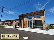 陽光が差し込む開放的な住環境！