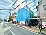 その他：運転が苦手でも安心！前面道路が広く、見通しも良いため、毎日の駐車がスムーズでストレスフリー！カースペースへの出し入れもラクラクです。現在建設中のため、詳細はお気軽にお問い合わせください。
