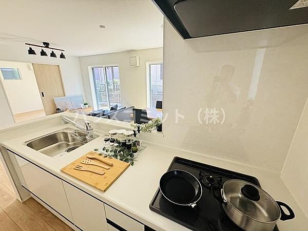 キッチンを拡大表示