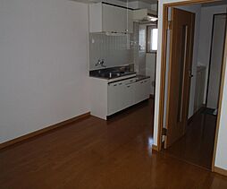 フォルテ 402 4階2DKのリビング/ダイニング