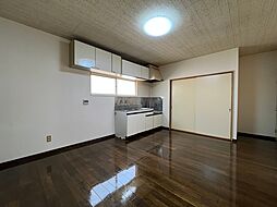 フォーライフ見和 202号室 2階4LDKのリビング/ダイニング