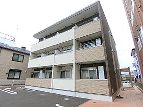 サンリット大工町 III 302号室 ｜ 茨城県水戸市大工町（賃貸アパート1K・3階・26.08㎡） その1