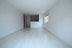 TOPハイツ III B棟 3LDKのリビング/ダイニング