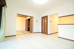 居間