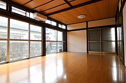 居間