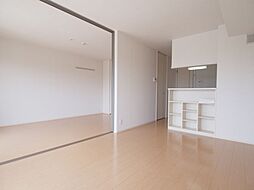 グロースピュア 202号室 2階1LDKのリビング/ダイニング