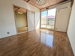 居間