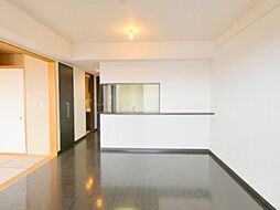 シーズガーデン水戸パークフロント 305号室 3階3LDKのリビング/ダイニング