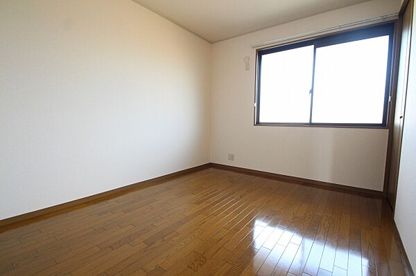 apartment 茨城県ひたちなか市大字中根
中根の賃貸情報を見る
物件地図