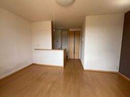 グローブ コート 102号室 1階1LDKのリビング/ダイニング