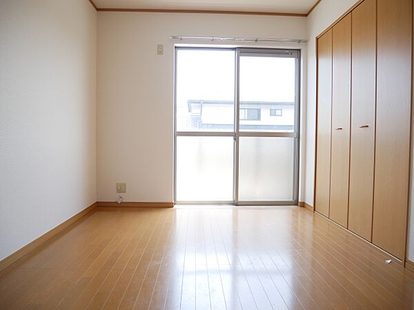 detached 茨城県ひたちなか市大字東石川

地図を見る