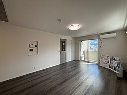 シスネス姫子 103号室 1階2LDKのリビング/ダイニング