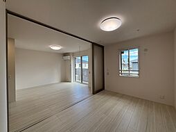 グランディオ B 201号室 2階2LDKのリビング/ダイニング